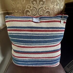 The SAK Home Square Crochet Knit Pillows 17 Inch Blue Beige Red Set of 2 EUC